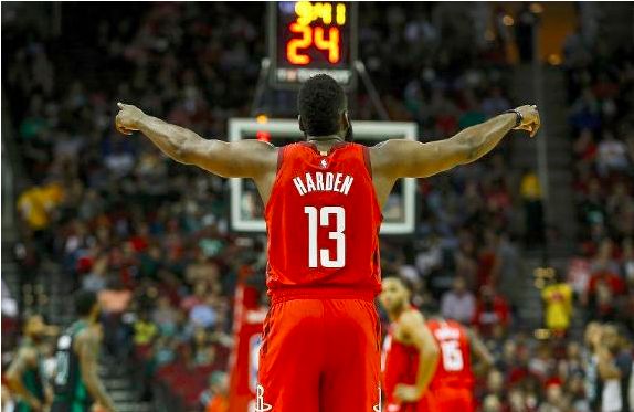  昂热保级关键战，客场逆转梅斯  