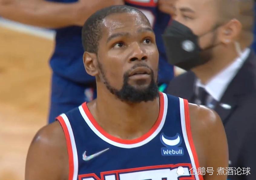  杜兰特复出砍下40分，篮网终结连败  