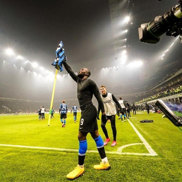  AC米兰主场逆转战胜尤文图斯保争四希望  